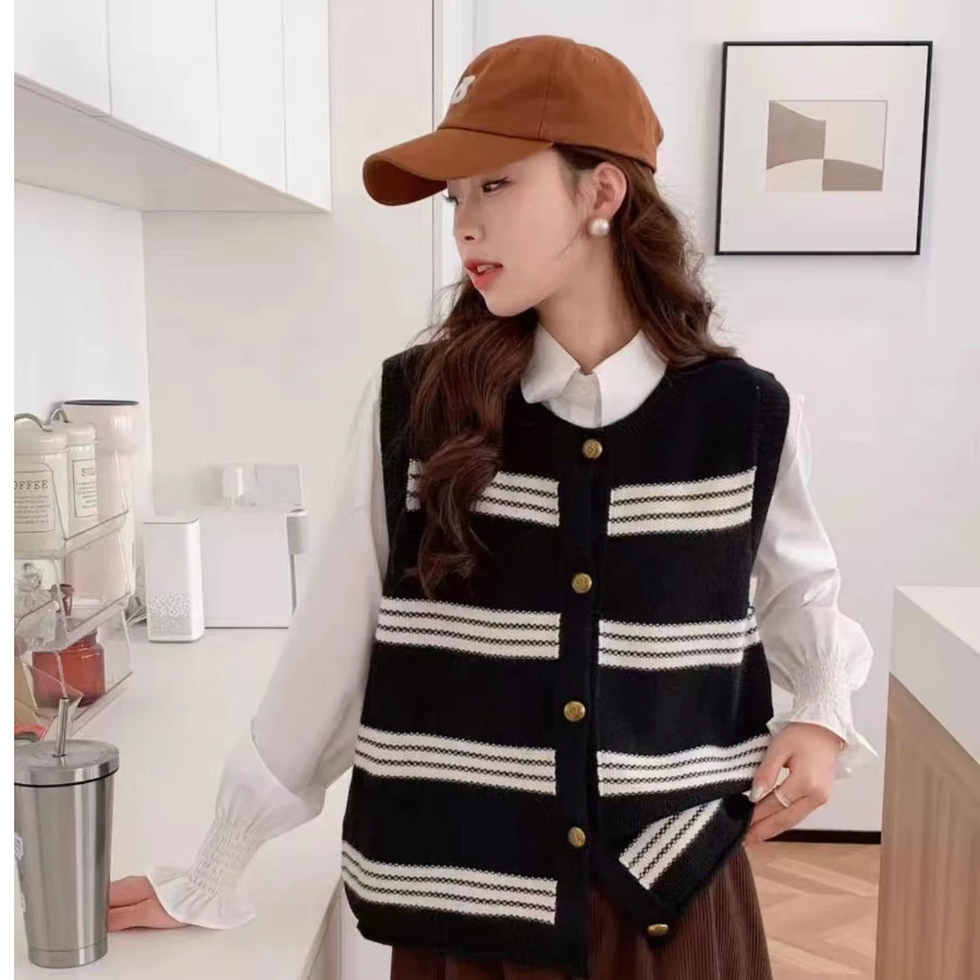 207春季新款撞色条纹小金扣圆领开衫马甲
