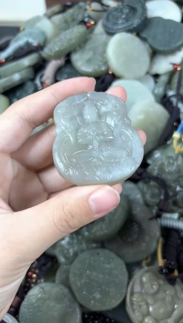 【闪购商品】和田玉颈饰未镶嵌1