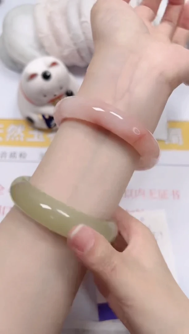 石英质玉手镯未镶嵌a301-56.1