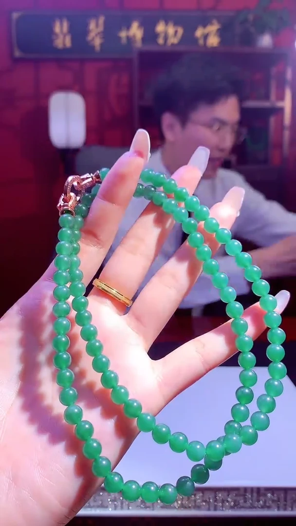 翡翠未镶嵌颈饰天然翡翠(拍一发三）