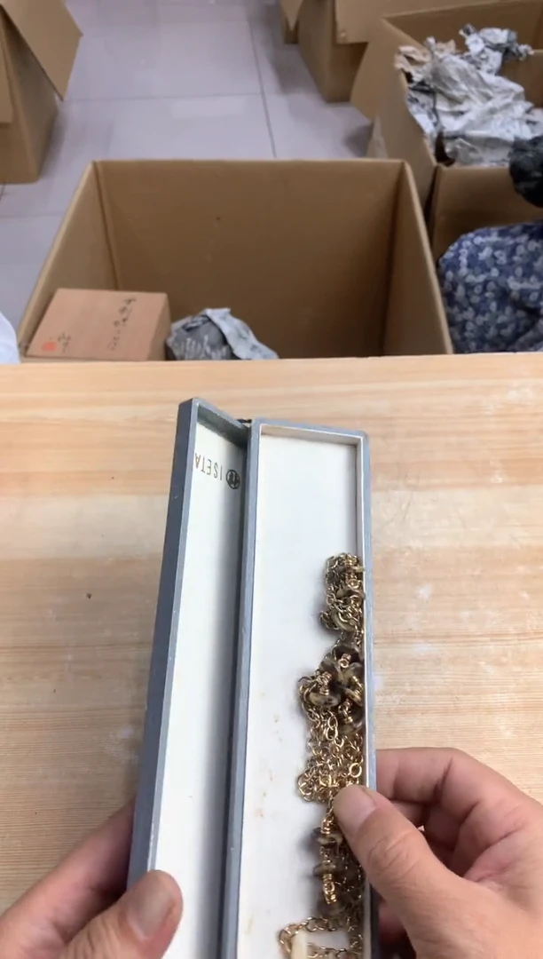 默认微瑕，no退no换，介意勿拍