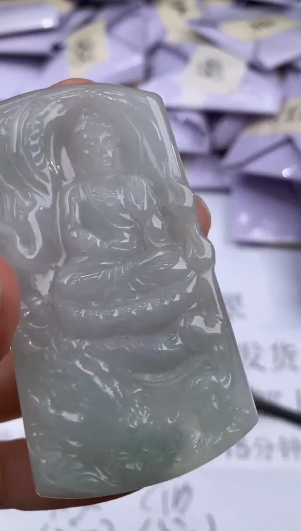 未镶嵌挂件翡翠307734     多人