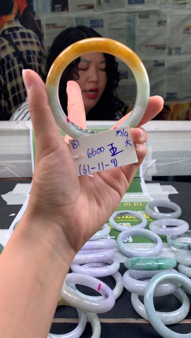 未镶嵌手镯翡翠豪****丽翡翠手镯 下单联系小耳机#181
