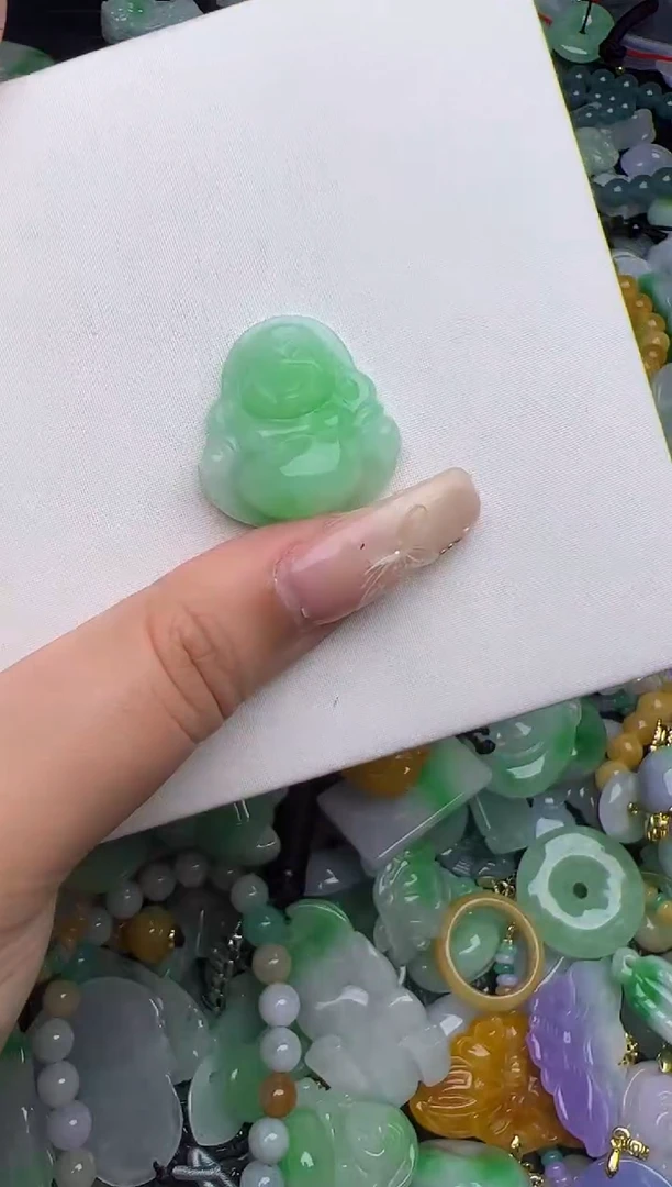 翡翠未镶嵌颈饰天然缅甸翡翠吊坠