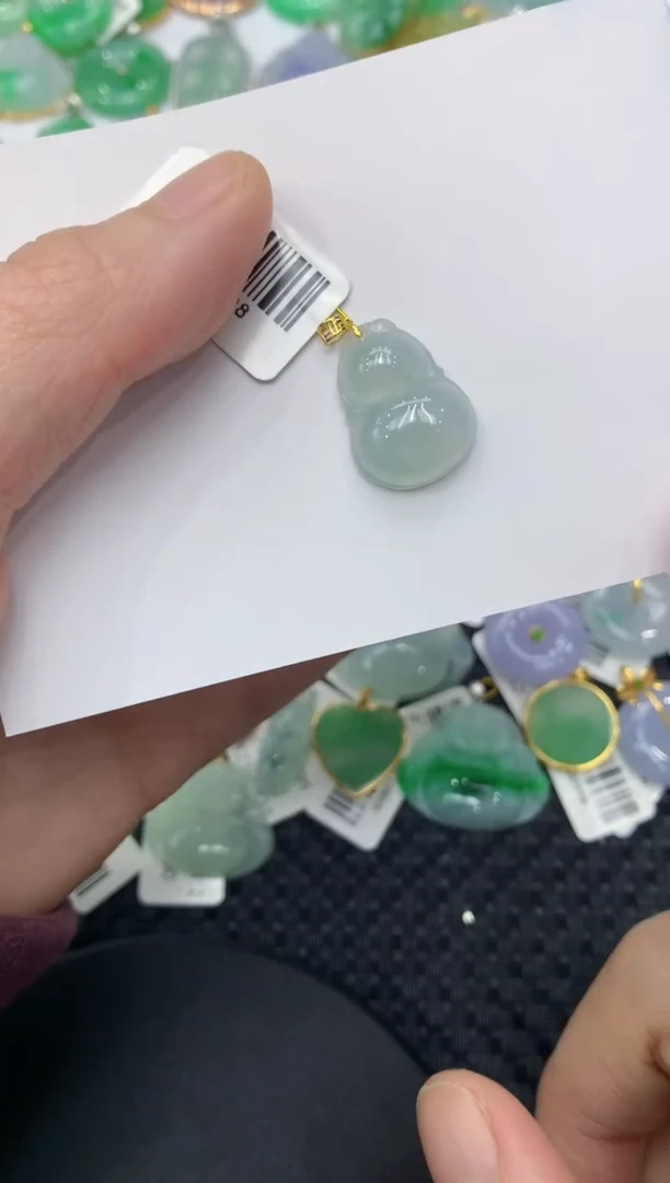 【闪购商品】翡翠颈饰18K金镶嵌11111111111