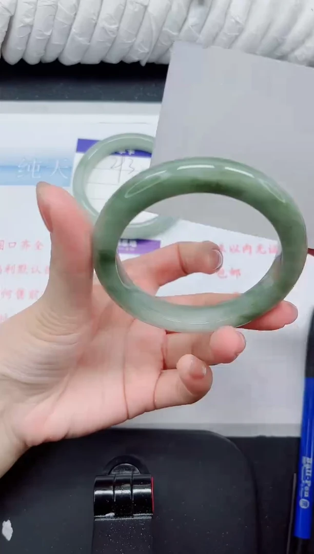 【闪购商品】石英质玉手镯未镶嵌294#56.1