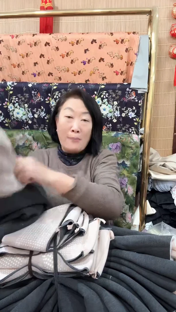 羊毛塑型贴体棉裤半成品（L码） 一条 腰有色差（需上腰）