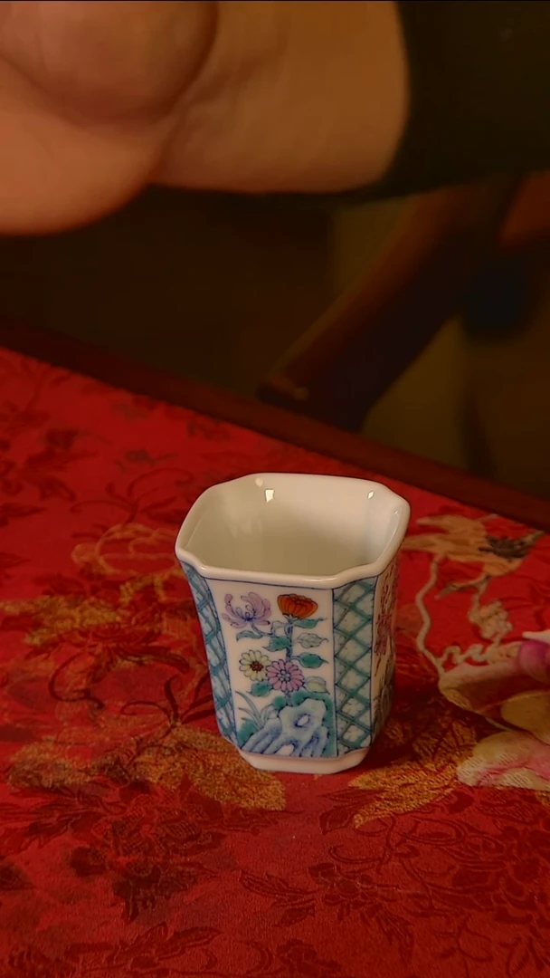 杯手工手绘杯杯很美丽