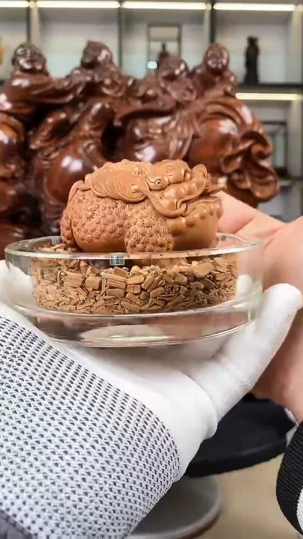 【闪购商品】檀香木把件金蟾   金蟾  金蟾