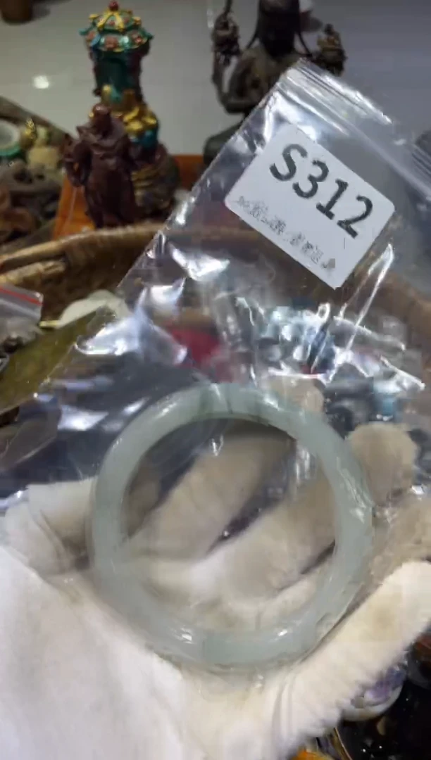 瓷片不****）晨怡直播间火爆火爆火爆火爆~·~~