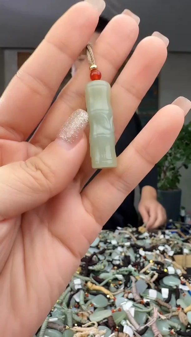 颈饰未镶嵌和田玉拍一发一多样性发货