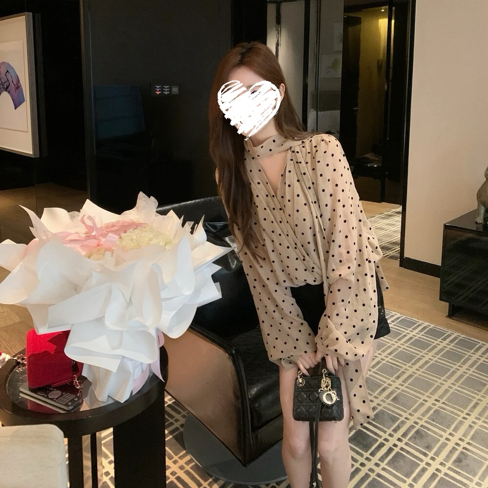 早秋 波卡尔小姐|复古波点飘带雪纺小衫  82022
