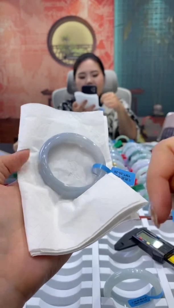 未镶嵌手镯翡翠多人00017217