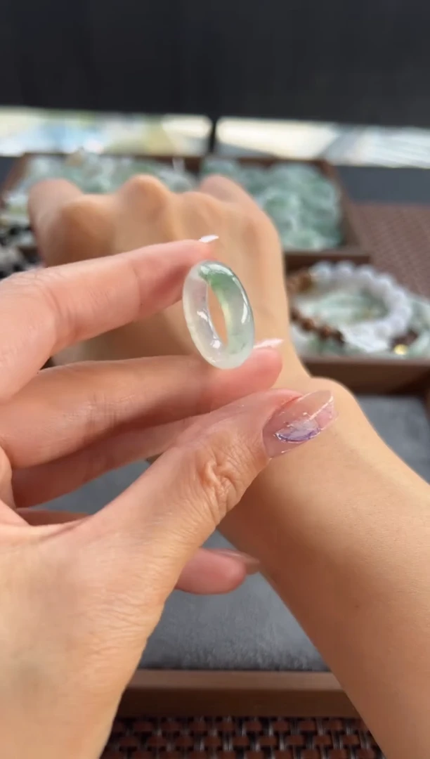 【闪购商品】翡翠吊坠(不含链)未镶嵌202买断14