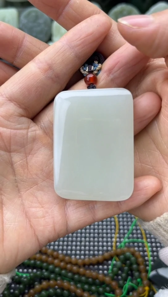 未镶嵌和田玉珠宝半成品牌子