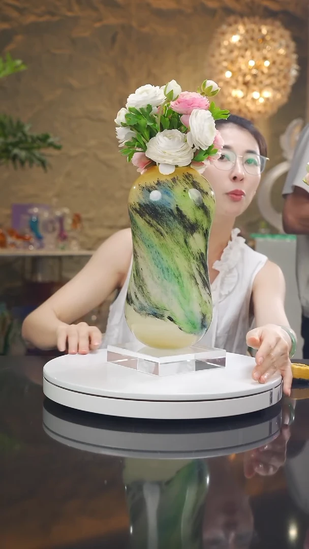 琉璃设计款山水画花瓶