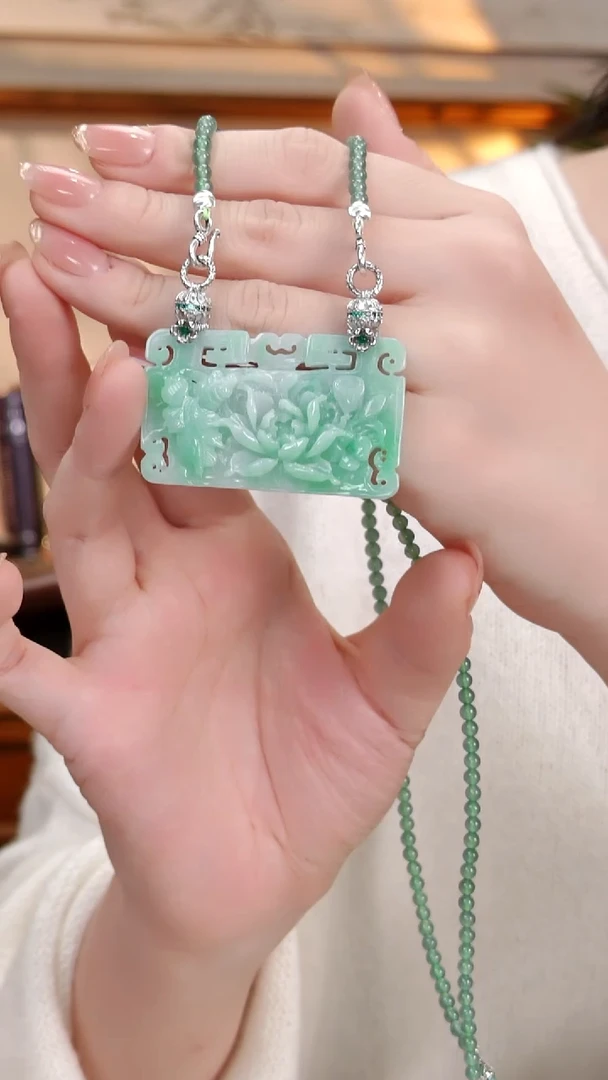 颈饰未镶嵌翡翠国风