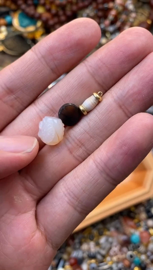 玛瑙/玉髓1111118K金镶嵌小*周111111