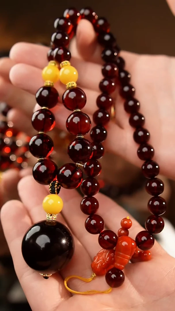 琥珀颈饰未镶嵌27+血珀项链