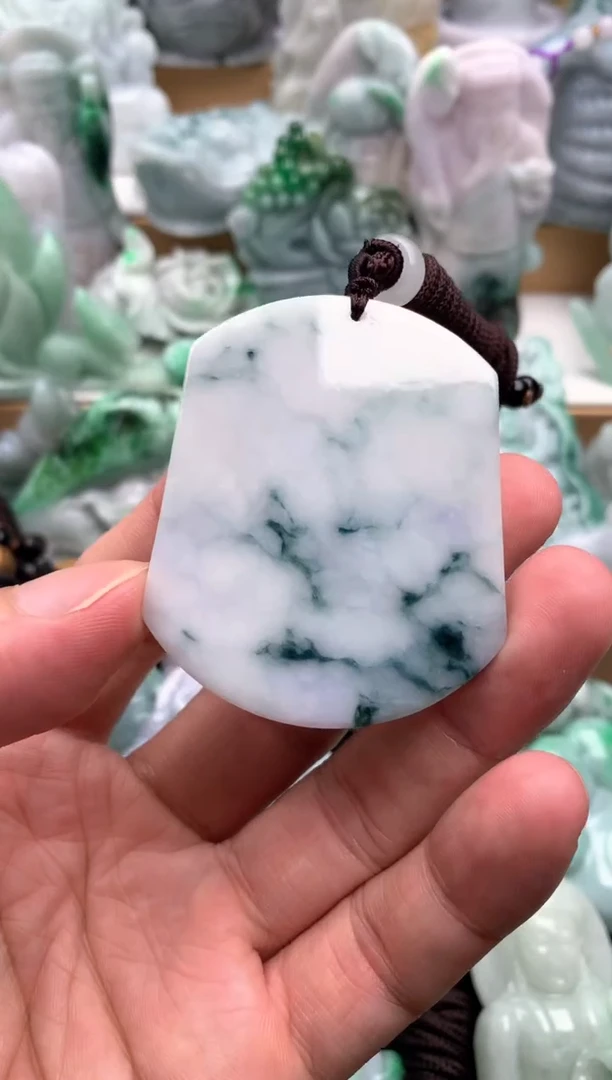 吊坠(不含链)未镶嵌翡翠1