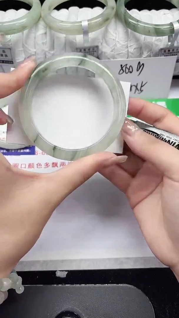 未镶嵌手镯石英质玉255-58/59