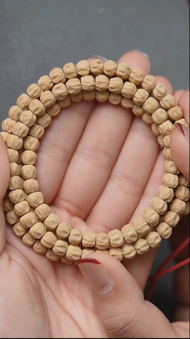 【闪购商品】柏香籽/百香籽吊坠玉棱