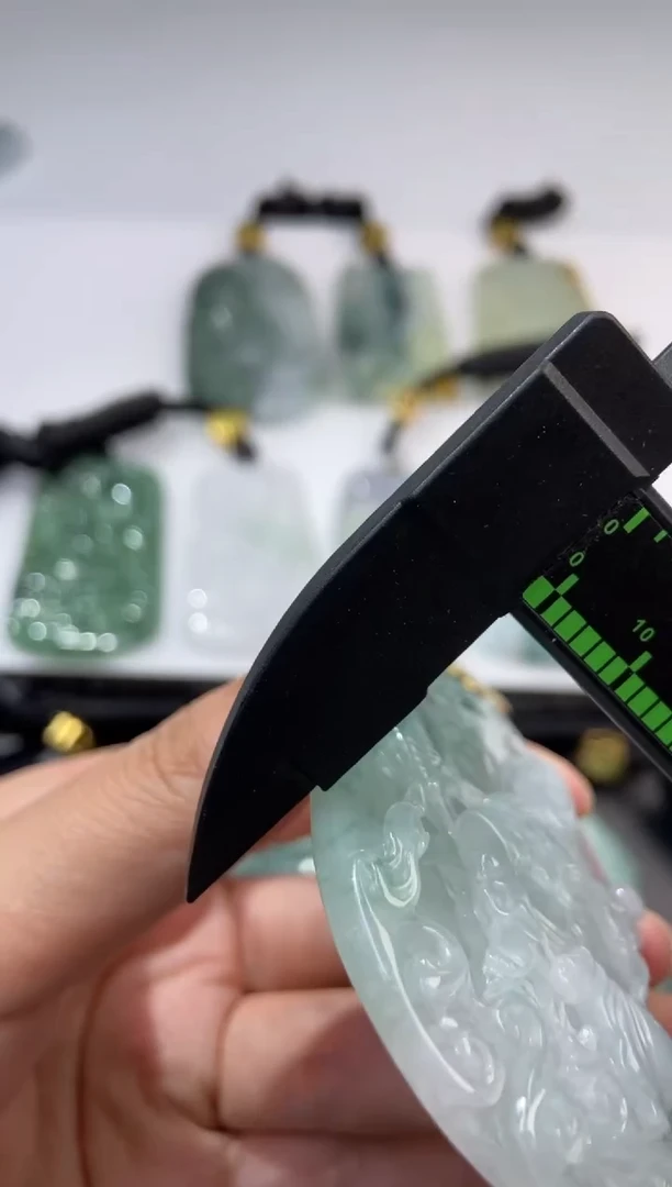 未镶嵌挂件翡翠往****g123123