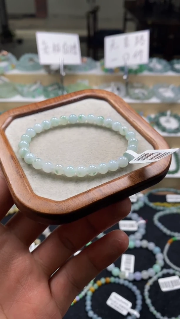 【闪购商品】翡翠手链未镶嵌天然A货翡翠