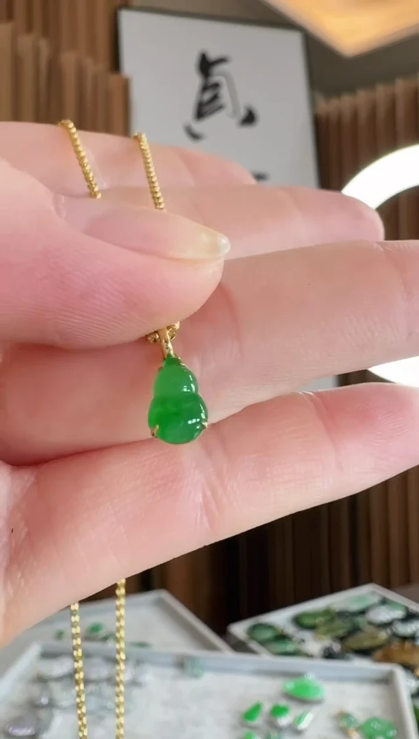 翡翠18K金镶嵌吊坠(不含链)吊坠
