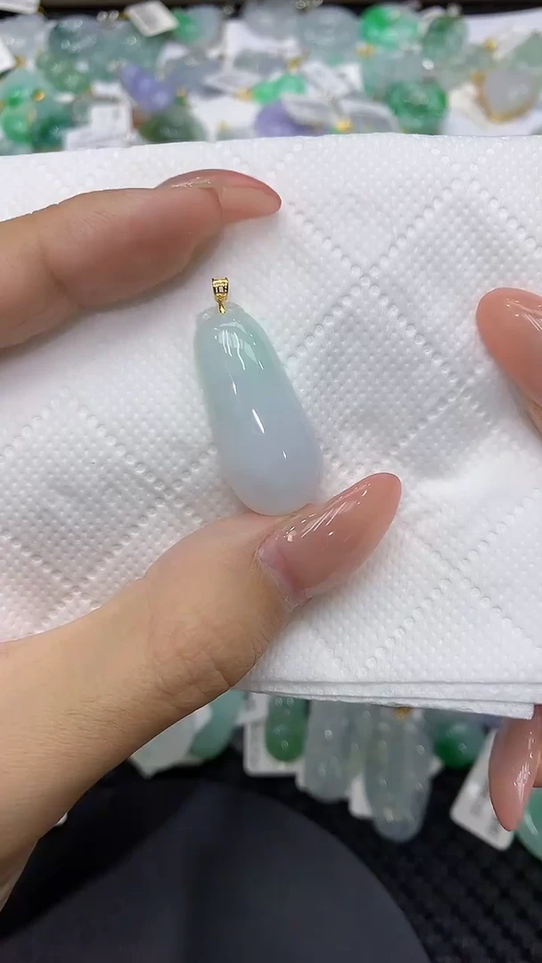 颈饰18K金镶嵌翡翠11111111