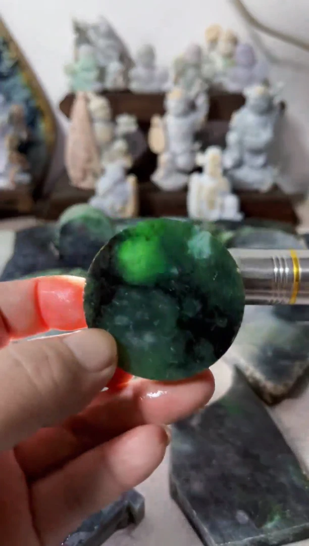 【闪购商品】翡翠吊坠(不含链)未镶嵌A531