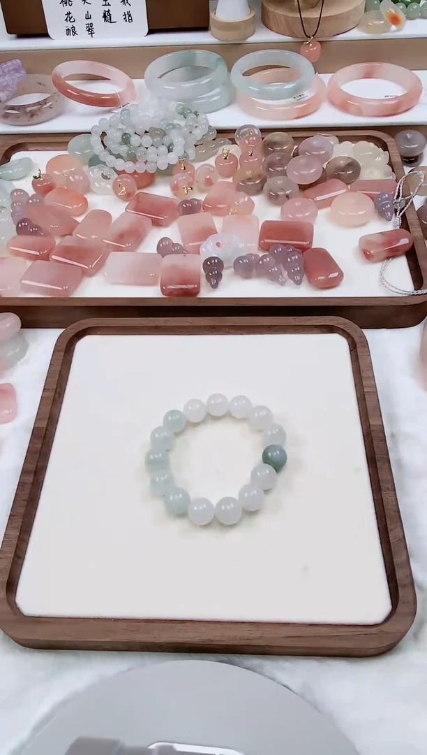 【闪购商品】石英质玉手链未镶嵌21