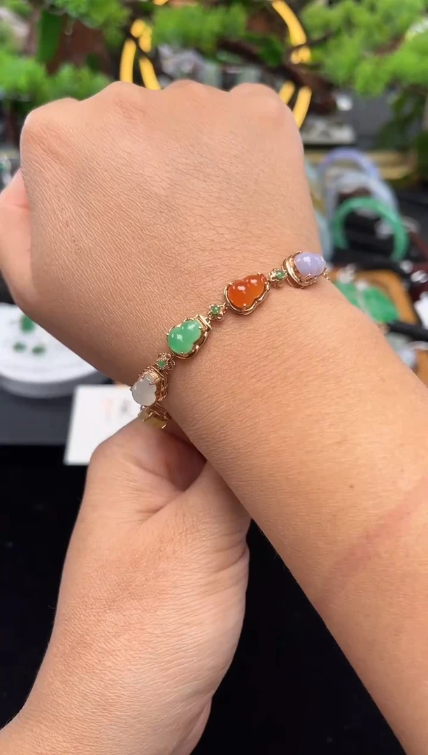 18K金镶嵌手链翡翠手链