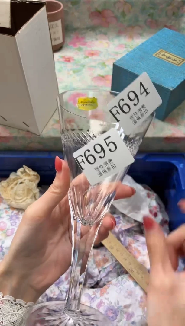 手工艺品琉璃咕*滴       F694*