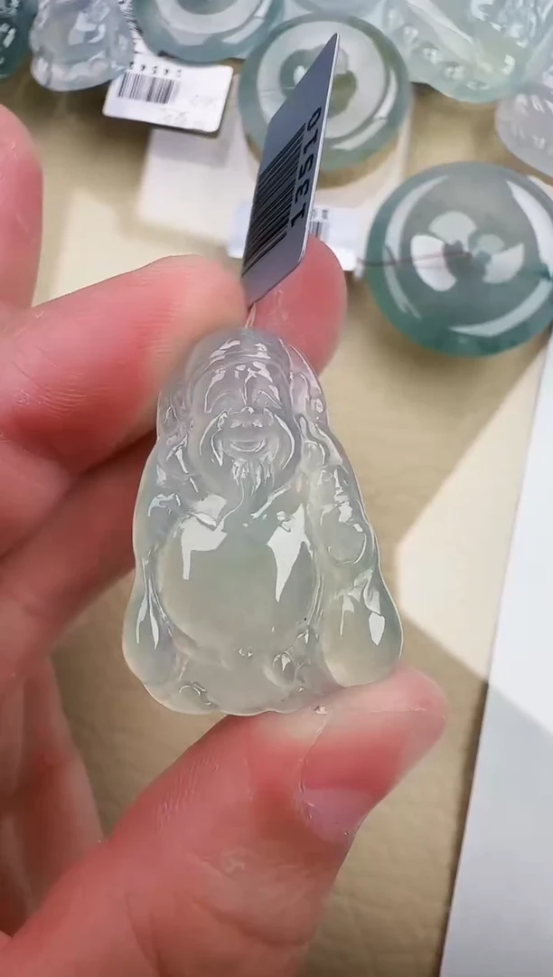 翡翠未镶嵌颈饰缅甸天然翡翠