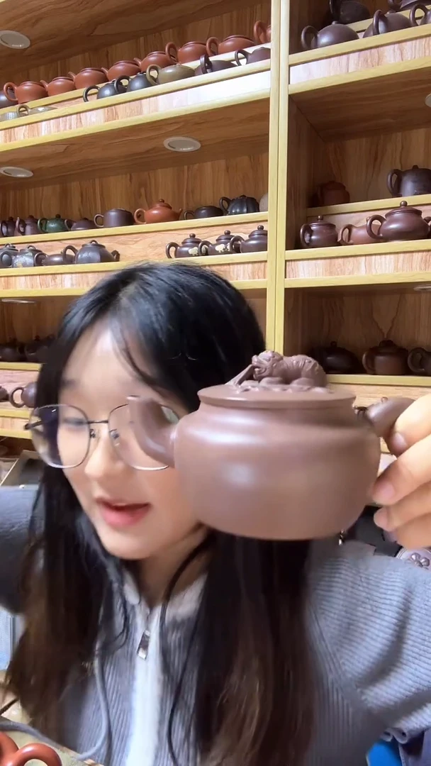 茶壶紫砂文革泥340cc左右飘带狮纽