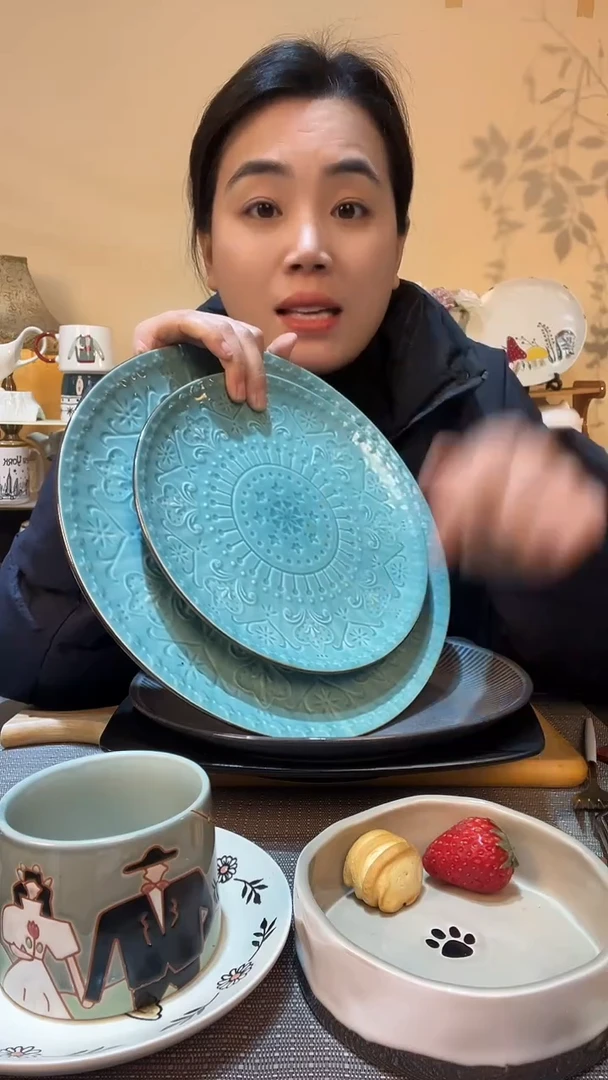 【闪购商品】瓷片浮雕大小盘2件 微瑕介意勿拍