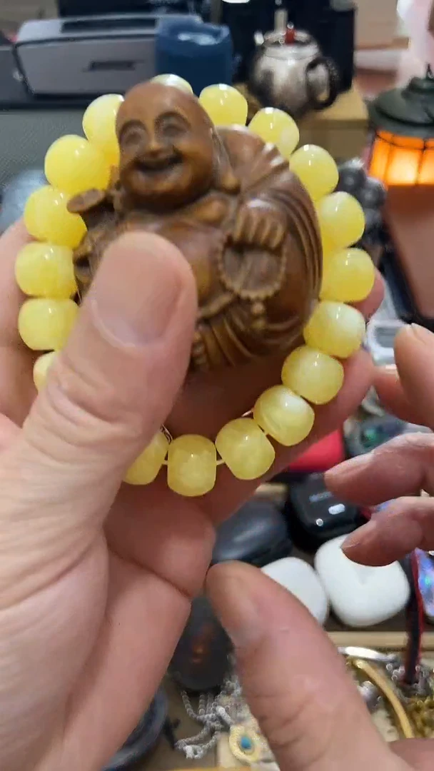 瓷片闪购商品  如图所示