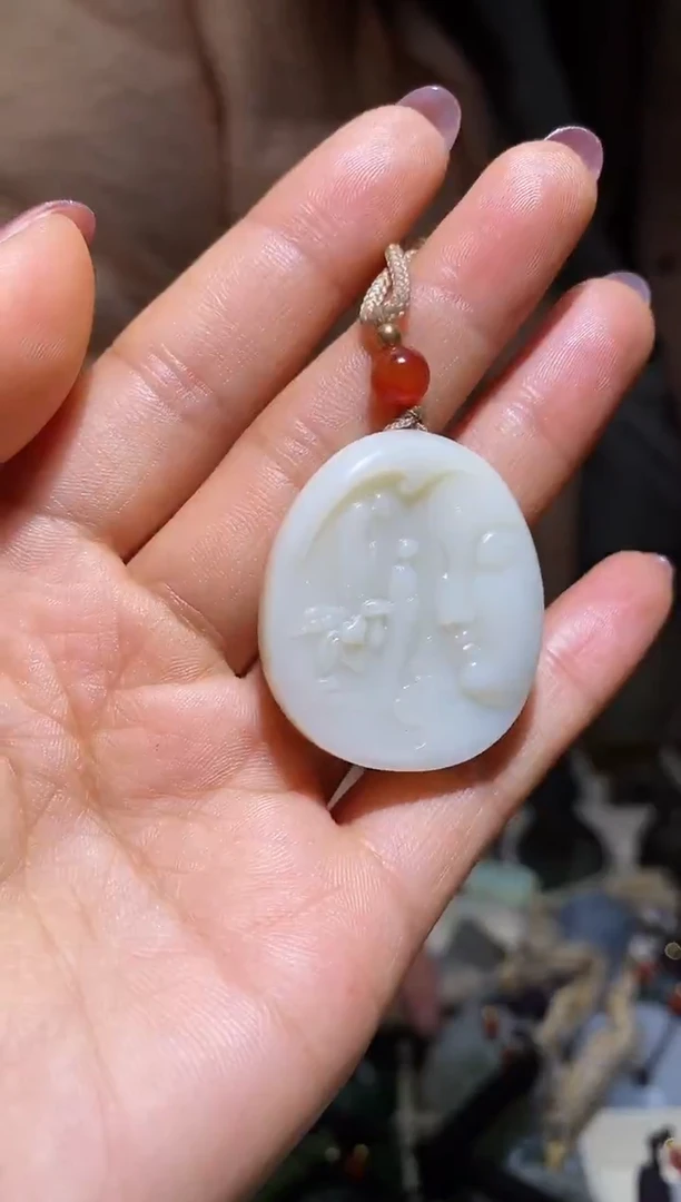 颈饰未镶嵌和田玉1