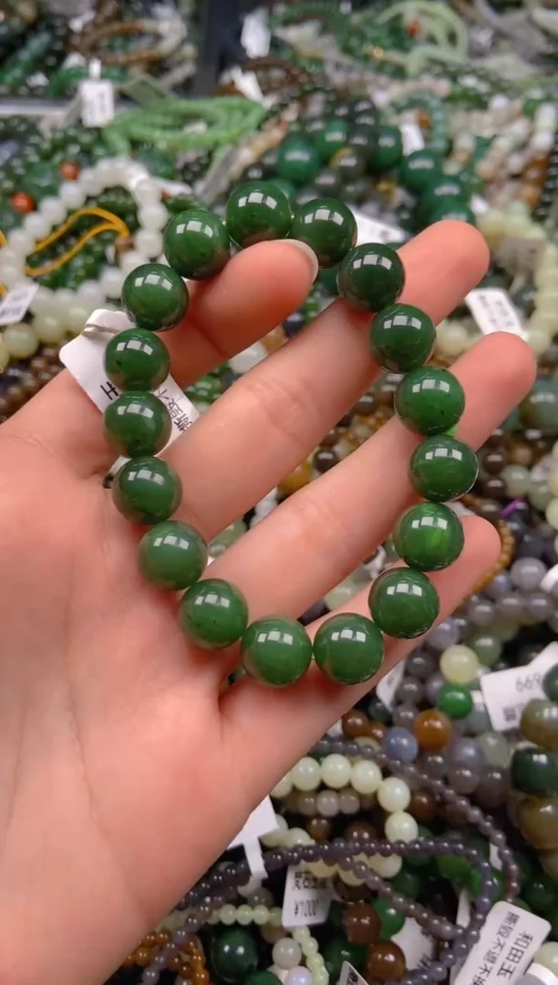 和田玉未镶嵌挂件1