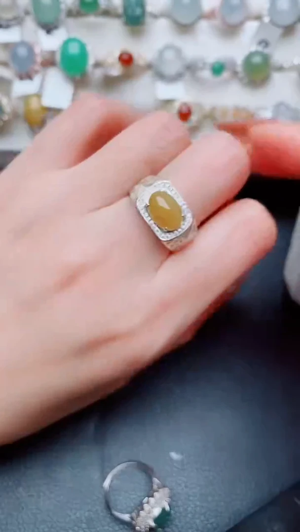银S925镶嵌戒指翡翠...