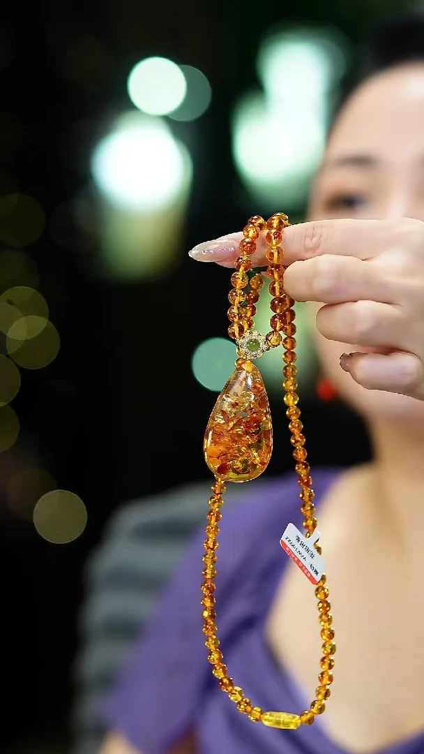琥珀（花珀）项链未镶嵌花珀水滴吊坠