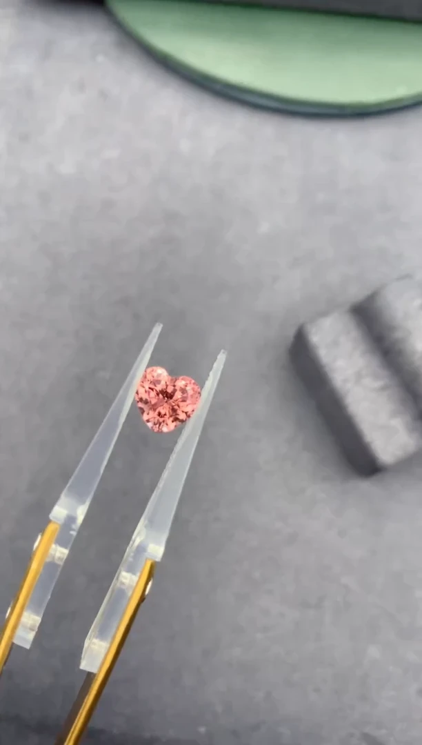 裸石未镶嵌碧玺1.6ct 橘粉色碧玺 多样性发货