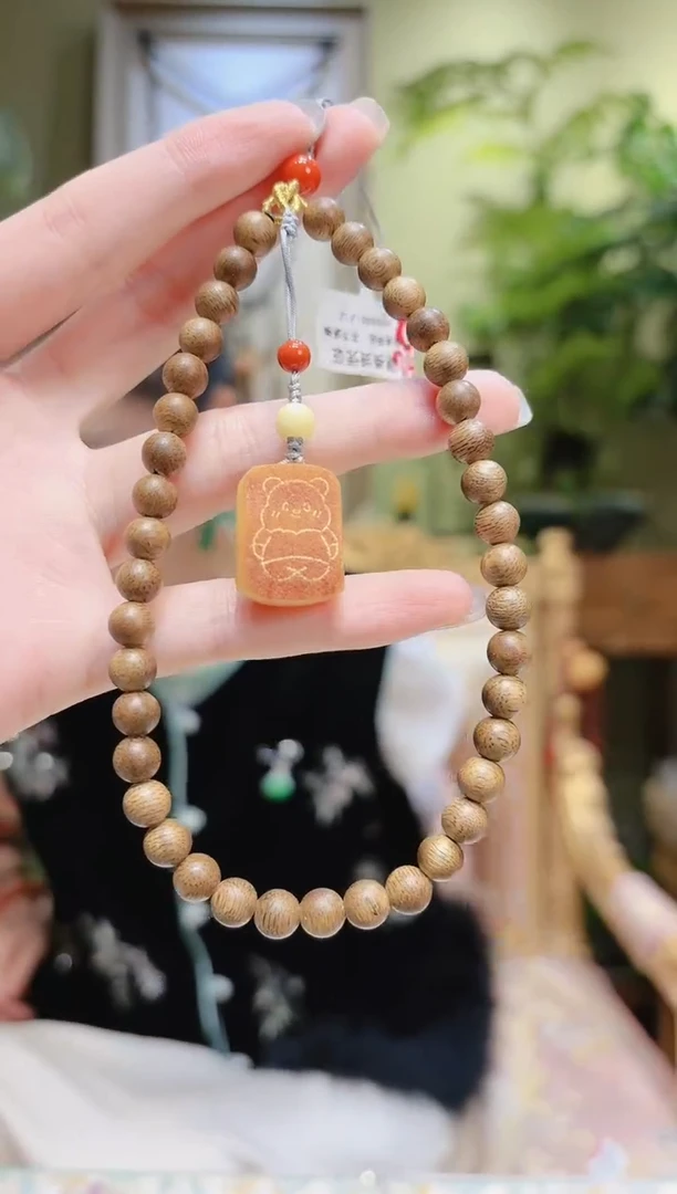 【闪购商品】沉香手把件饼干熊沉香挂件