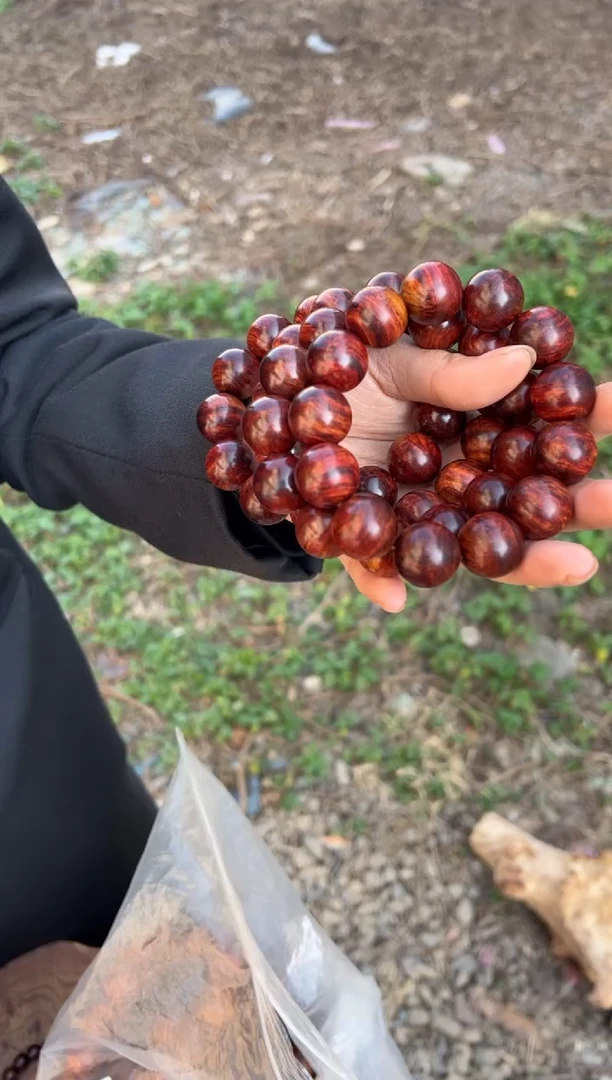 手串/手链黄花梨/降香黄檀A018火山口1.8圆珠手串288