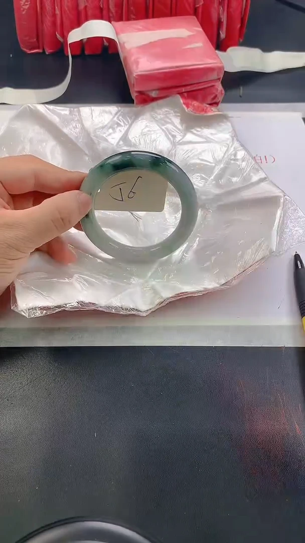 未镶嵌手镯翡翠223