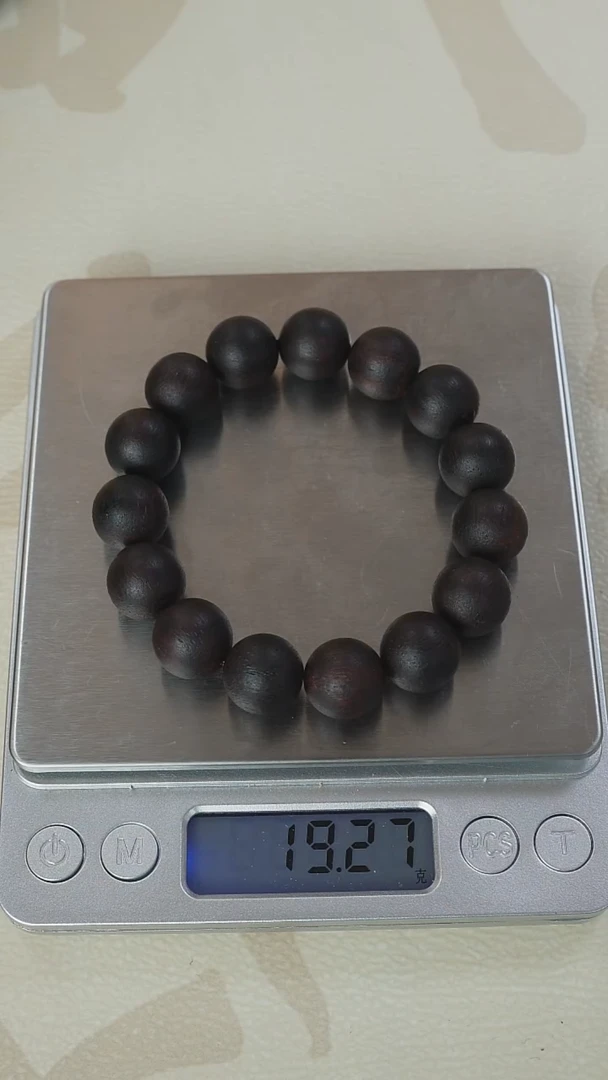 降真香无事牌?海南三宝降真香卡13单圈圆珠