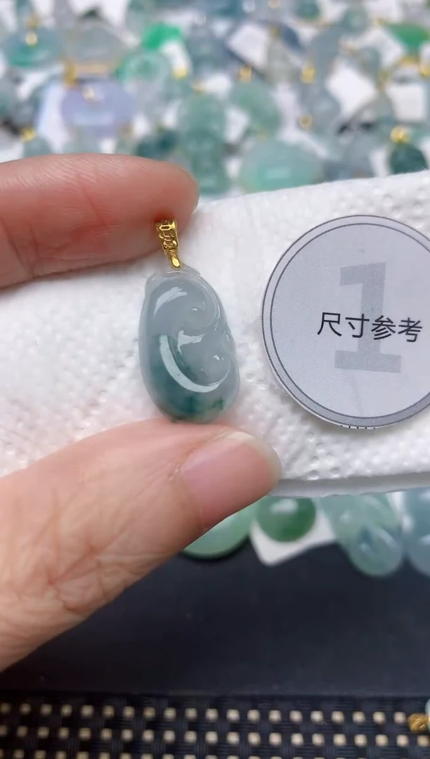 颈饰未镶嵌翡翠天然缅甸A货翡翠