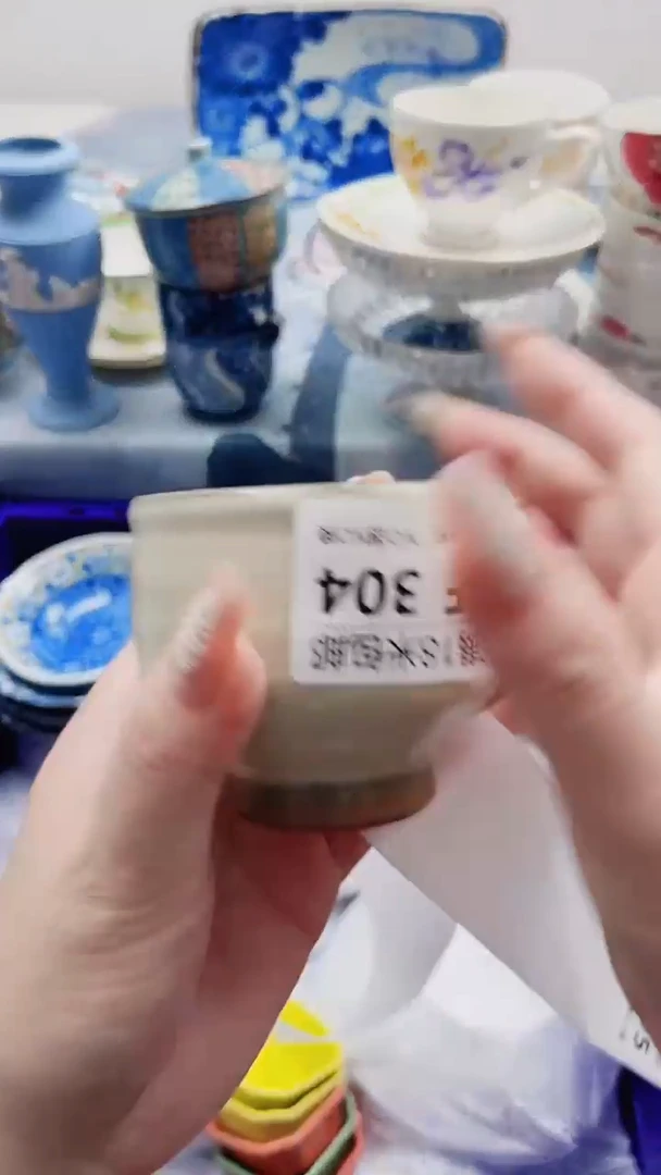 M****地F304***************