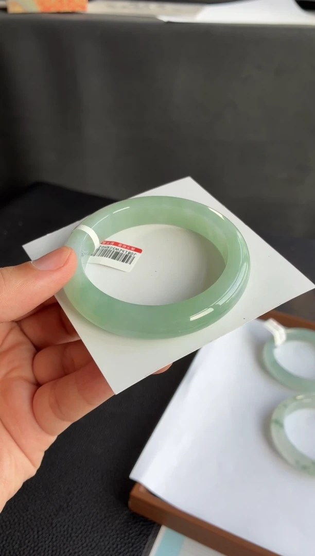 未镶嵌手镯翡翠51号57.6*12.1*9.3正圈